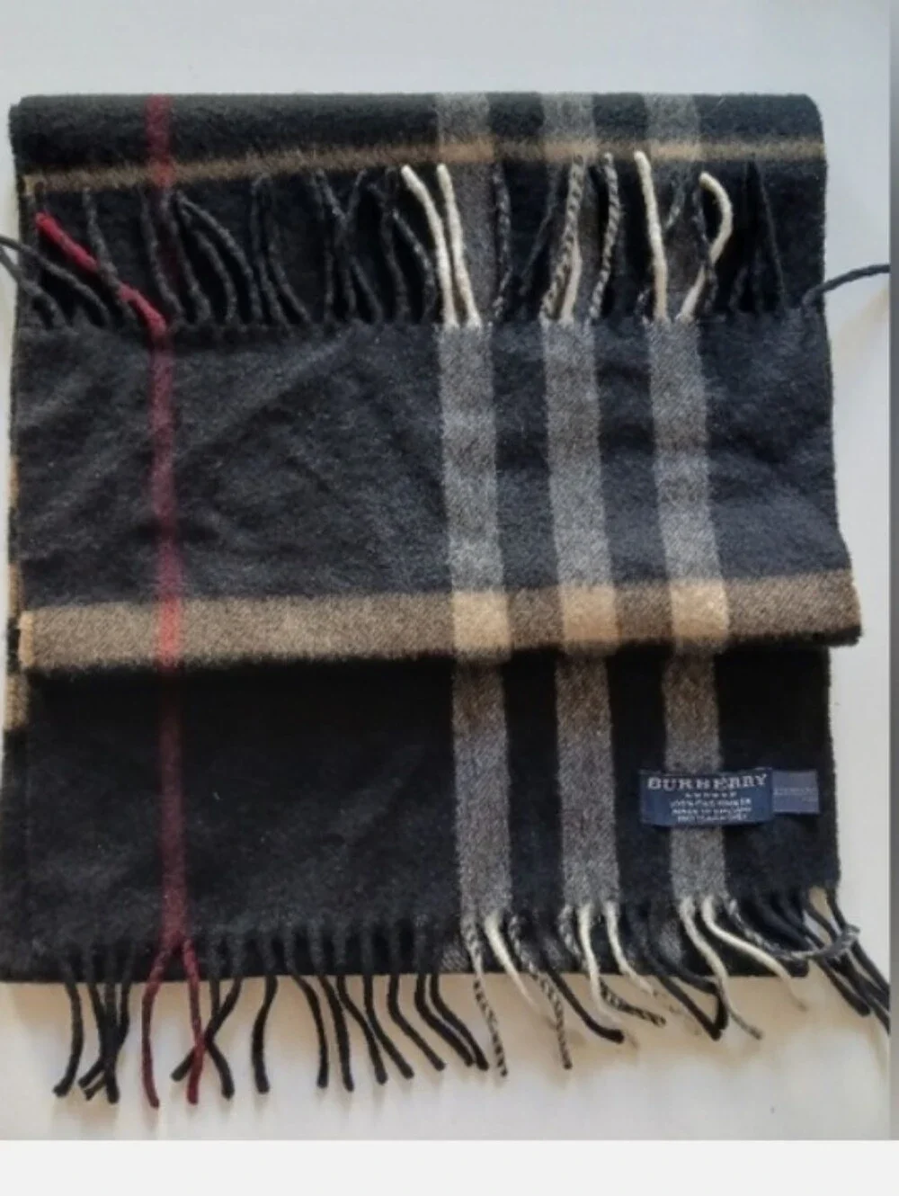 Burberry 100% Cashmere  Winter Scarf 12